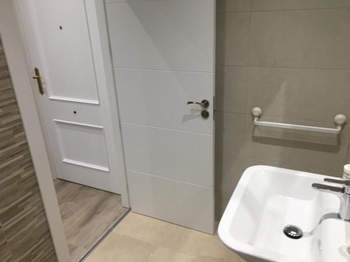 Apartamentos Gyc Viviendas Deluxe León Kültér fotó